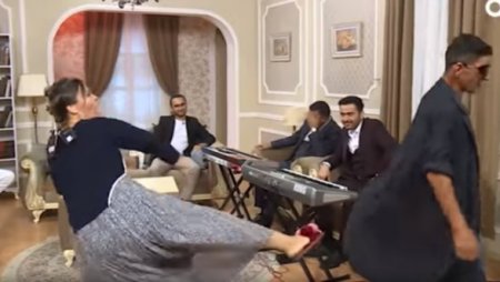 Azərbaycan TV-si əsl... şpaqatdır