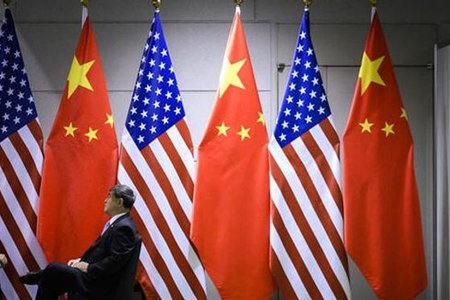ABŞ-dakı Çin səfirliyinin iki əməkdaşı deportasiya edilib