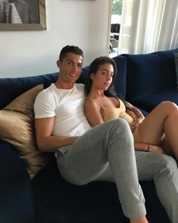 Sevgilisindən Ronaldo ilə bağlı ilginc etiraflar: “İlk dəfə titrəyirdim”