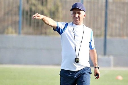 Şahin Diniyev: “Futbolçularımız həm Vətən, həm də əsgərlərimiz üçün vuruşmalıdırlar”