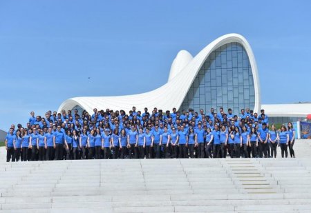 Азербайджану понадобятся тысячи волонтеров - для восстановления Карабаха
