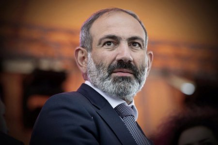 Paşinyan: "Azərbaycanlılar geri çəkilməsə, vəziyyət genişmiqyaslı münaqişəyə çevriləcək"