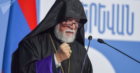 Erməni katolikosundan ŞOK ÇAĞIRIŞ: "Ermənistan üçtərəfli Bəyannamədən imtina etməlidir"