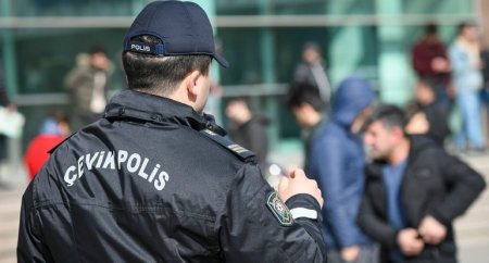 Çevik Polis Alayının 2 əməkdaşı bıçaqlandı