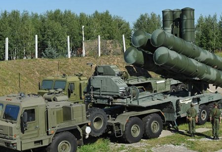 Ankara çətin seçim qarşısında: S-400-lər Ukraynaya veriləcək?