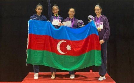 İki bədii gimnast beynəlxalq turnirdə qızıl medal qazandı