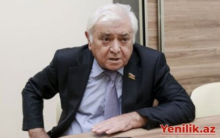 “Hicab bəhanədir, məqsəd başqadır” – Aqil Abbasdan fərqli sözlər