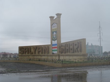 Salyan icrada ara qarışdı: Qara -piar kompaniyasının GİZLİNLƏRİ