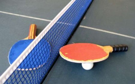 Azərbaycanda 70 yaşlı kişi tennis oynayarkən öldü
