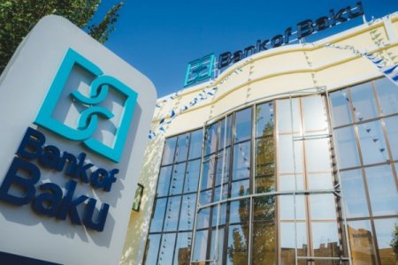 “Bank of Baku”nun əməkdaşı jurnalisti “razborka”ya çağırdı