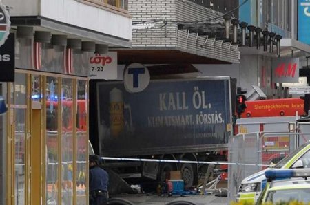 Stokholmda terror aktını İŞİD törədibmiş