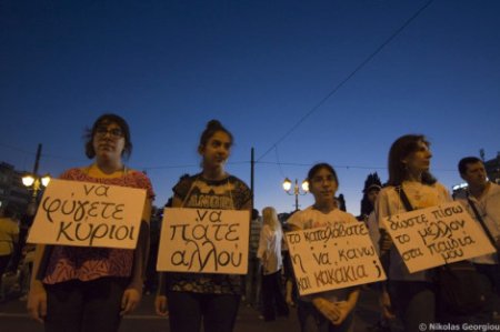 Yunanıstanda üsyan! Afinada Minlərlə Nümayişçi Çiprasa Qarşı Ayağa Qalxdı