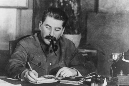 Stalinin o əmri üzə çıxdı: Bombalayın...