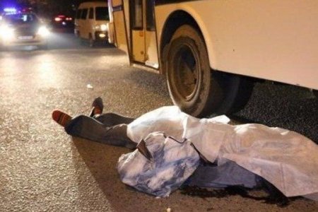 Bakı və Sumqayıtda avtobus piyadaları vuraraq öldürüb