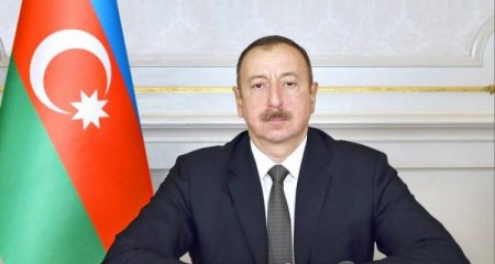 Prezident İlham Əliyev Tahir Salahova zəng edib