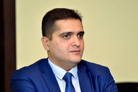 Elxan Şahinoğlu: “Prezident qarşı tərəfə məhz bunu xatırladır ki, müharibə hələ bitməyib”