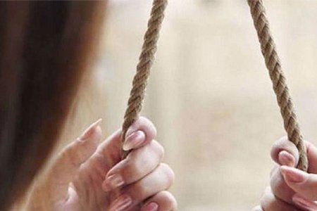 Zaqatalada 48 yaşlı qadın intihar edib
