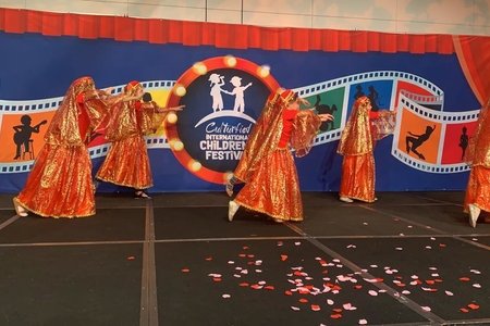 Beynəlxalq uşaq festivalında Azərbaycan mədəniyyəti diqqət mərkəzində - Fot ...