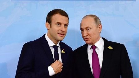 Putin və Makron arasında vacib müzakirə