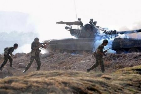 Армения бросает на азербайджанские танки своих последних генералов