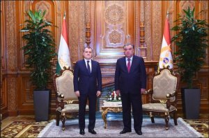 Ceyhun Bayramov Tacikistan Prezidenti ilə görüşüb