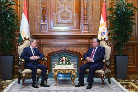 Ceyhun Bayramov Tacikistan Prezidenti ilə görüşüb