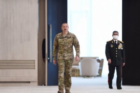 Azərbaycan Ordusunun say tərkibi artırılır, yeni silah-texnika alınır