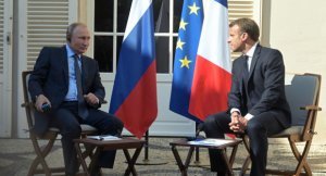 Putin Fransanı Qarabağa “pul xərcləməyə” çağırır