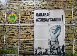 Türkiyədə beynəlxalq sərgidə nümayiş olunan Azərbaycan silahları - FOTO
