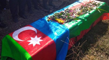 SON DƏQİQƏ: ACI XƏBƏR GƏLDİ - Ordumuzun zabiti HƏLAK OLDU