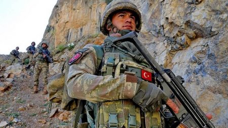 Türkiyə ordusu terrorçuları məhv etdi