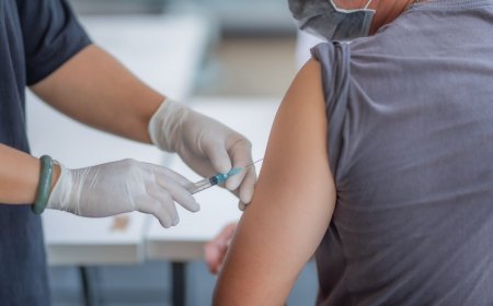 Həkim-infeksionist: "İkinci doza vaksindən sonra..." - VİDEO