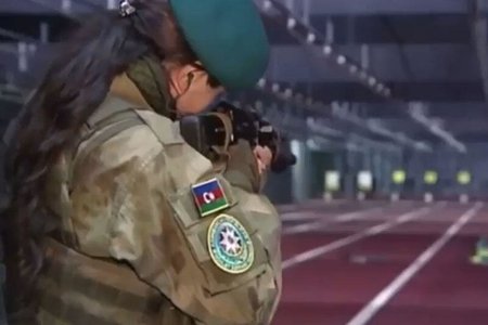 Azərbaycan ordusunda xidmət edən xüsusi təyinatlı qadınlar – VİDEO
