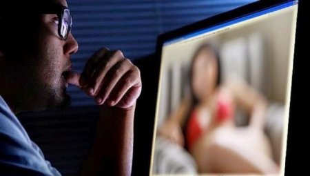 Siyasətçilərin ən çox qorxduğu hal: Pornoqrafik videosu yayılanların - SİYAHISI