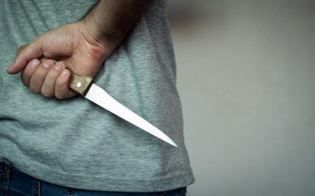 37 yaşlı kişi qayınatasının evində döyülərək bıçaqlanı