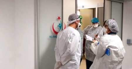 Türkiyədə daha 224 nəfər yeni növ koronavirusdan (COVID-19) dünyasını dəyişib.