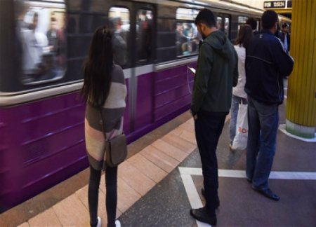 Bu gün Bakı metrosunda ölən MƏŞHUR ŞƏXS İMİŞ - FOTO