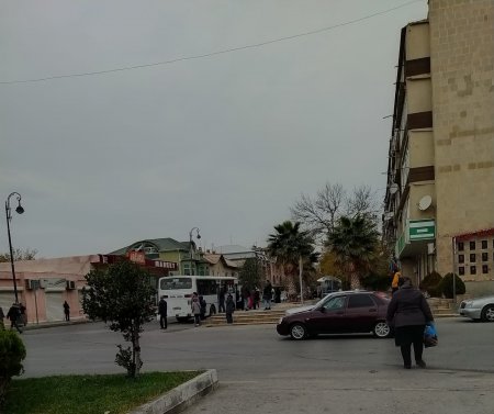Bakının analoqu olmayan avtobusları: “Baş naziri aldadıb, qol çəkdiriblər” - İnanılmaz olay - FOTO