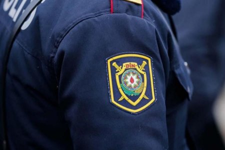 Azərbaycanda əməliyyat zamanı iki polis bıçaqlandı