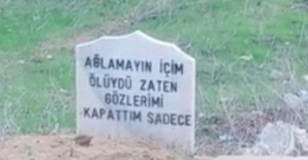 Məzar daşına yazılan sözlər təəccübləndirdi: Ağlamayın, onsuz da... - FOTO