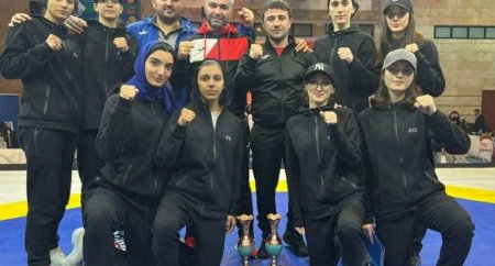 Azərbaycan taekvondoçuları İrandan 2 medalla qayıdır