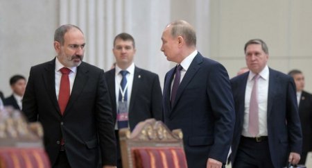 Moskva görüşü: Putin yenidən Əliyevlə Paşinyanın arasına girir
