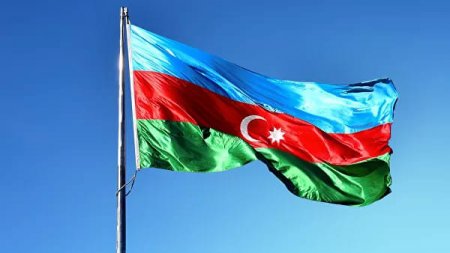 Erməni məktəbində tanıdılan Azərbaycan bayragı və onun ətrafında yaradılan süni hay-küy.