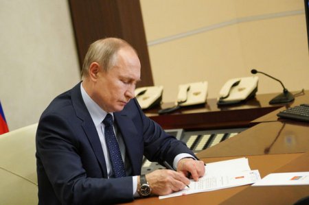 Putin MDB vətəndaşlarının pensiya hüquqları haqqında sazişi LƏĞV ETDİ