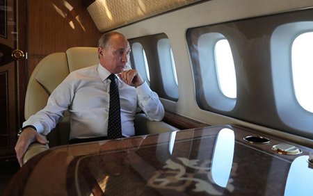 Putin 4 aydan sonra ilk dəfə Rusiyanı tərk edir-niyə indi?