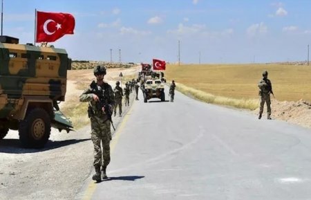 Türkiyə hər an Suriyada hərbi əməliyyata başlamağa hazır olduğunu bildirib
