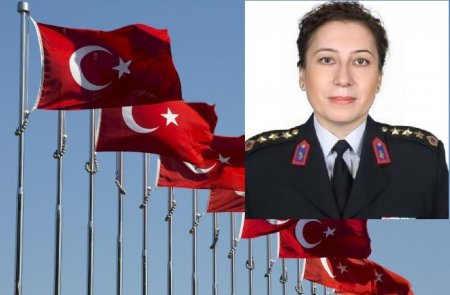 Türkiyə Silahlı Qüvvələrində ilk qadın general — FOTO