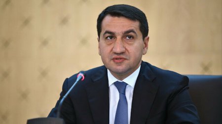 Hikmət Hacıyev Azərbaycan ordusunun Xankəndinə niyə girmədiyinin səbəbini AÇIQLADI