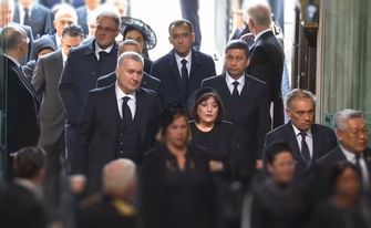 Milli Məclisin sədri Sahibə Qafarova Böyük Britaniya və Şimali İrlandiya Kraliçasının vida mərasimində iştirak edib