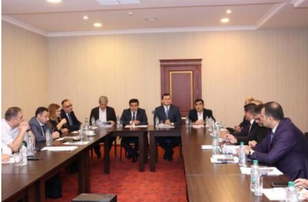 Qayıdış prosesində QHT-lərin rolu mövzusunda təlim keçirilib — FOTOLAR